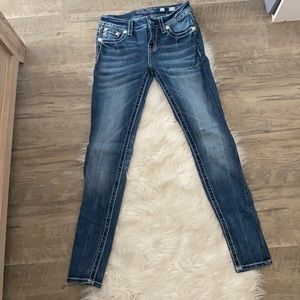 Women’s Miss Me. Size 27. Inseam 31.5.